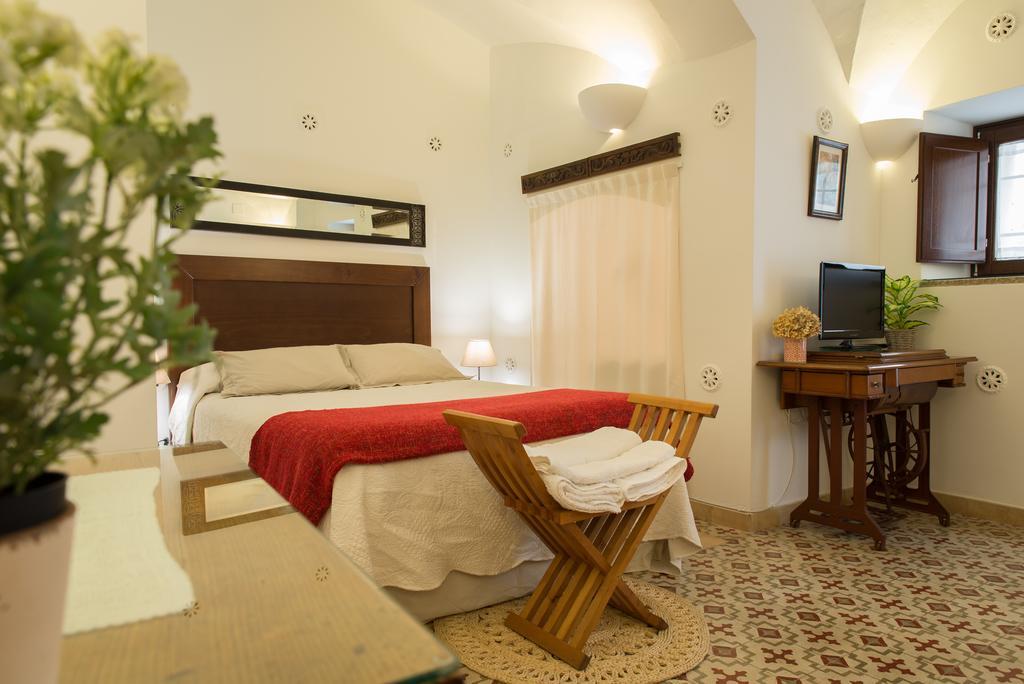 Apartamento Adarve Caceres Ngoại thất bức ảnh
